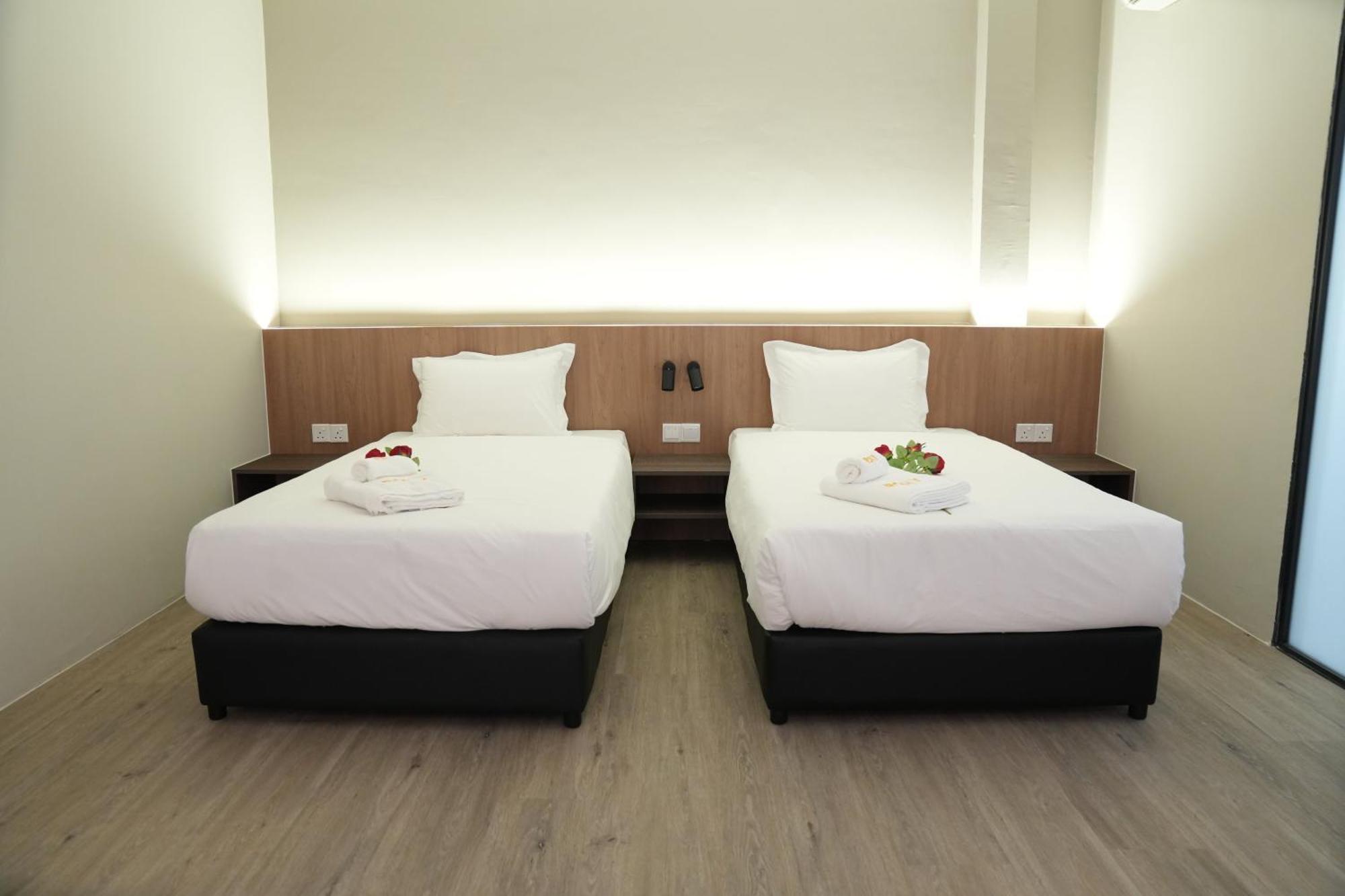 Roxy Hotel Aiman クチン エクステリア 写真
