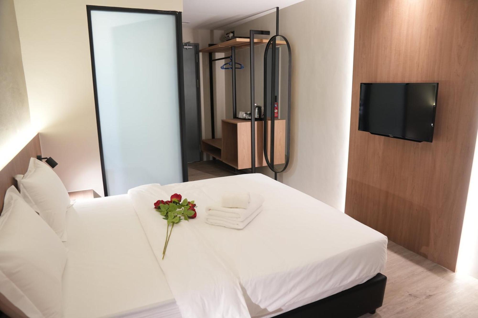 Roxy Hotel Aiman クチン エクステリア 写真