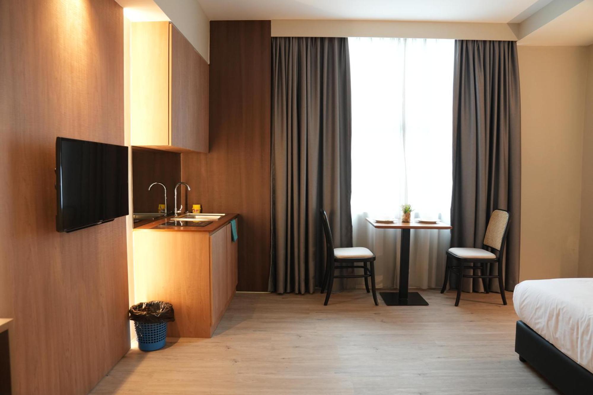 Roxy Hotel Aiman クチン エクステリア 写真